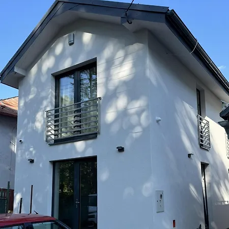 Daily Living - V Centre Varina, Free Parking Διαμέρισμα *