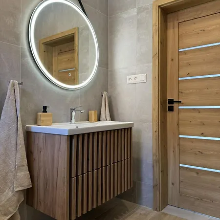 Daily Living - V Centre Varina Varin