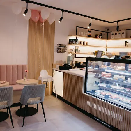 Daily Living - V Centre Varina, Free Parking